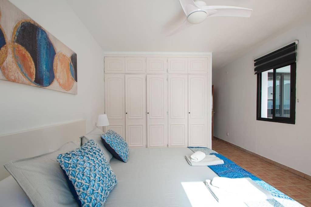 Casa Marlay Spacious, Heated Pool, Bbq & Fast Wi-Fi Only 15 Minutes Walk To Town Playa Blanca  Buitenkant foto
