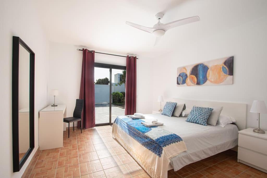 Casa Marlay Spacious, Heated Pool, Bbq & Fast Wi-Fi Only 15 Minutes Walk To Town Playa Blanca  Buitenkant foto
