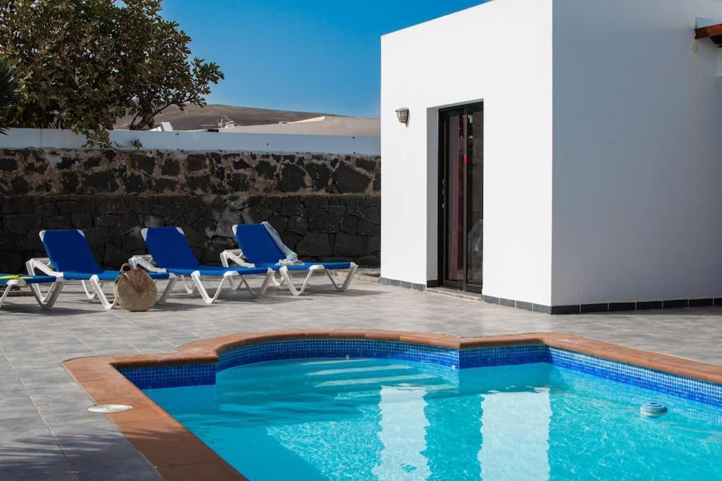 Casa Marlay Spacious, Heated Pool, Bbq & Fast Wi-Fi Only 15 Minutes Walk To Town Playa Blanca  Buitenkant foto